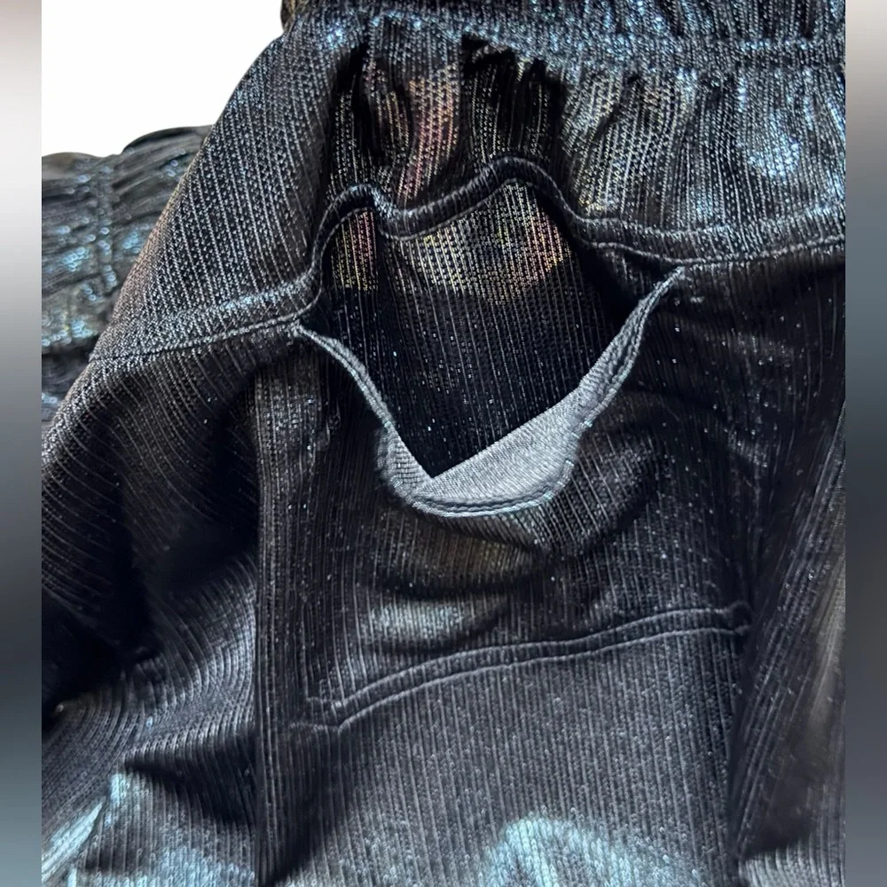 NEW Savage X‎ Fenty Chain Reaction Metallic Black Basketball Shorts Streetwear S